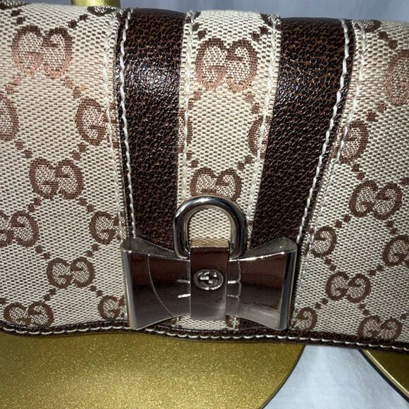 Vintage Gucci GG Monogram Canvas Bow Clutch Bag Brown Tan Y2K 90s Logo Designer - Picture 2 of 15